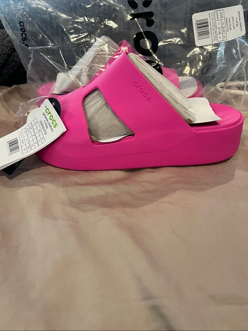 CROCS new tags